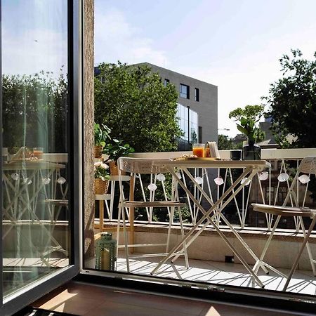 Bright 2Br Apartment - Top Location - City Balcony Bukarest Kültér fotó